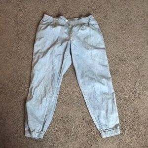 Old navy size medium cropped baggy pants